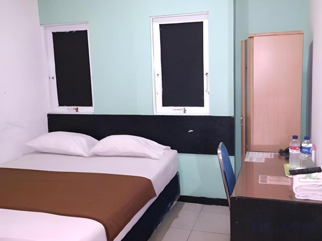 Mira Hotel Banjarmasin  Exterior foto
